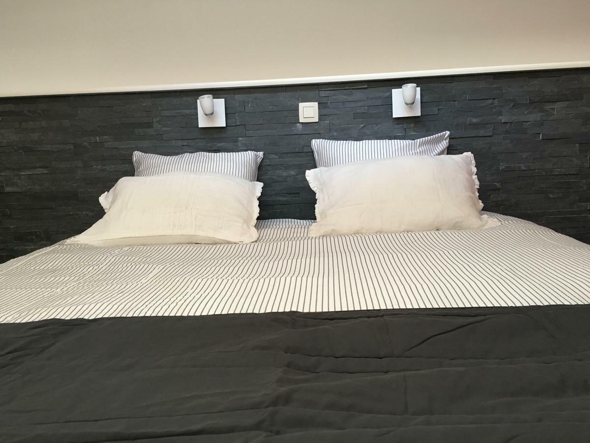 B&B Le Grand Cabaret Nieuwpoort Buitenkant foto