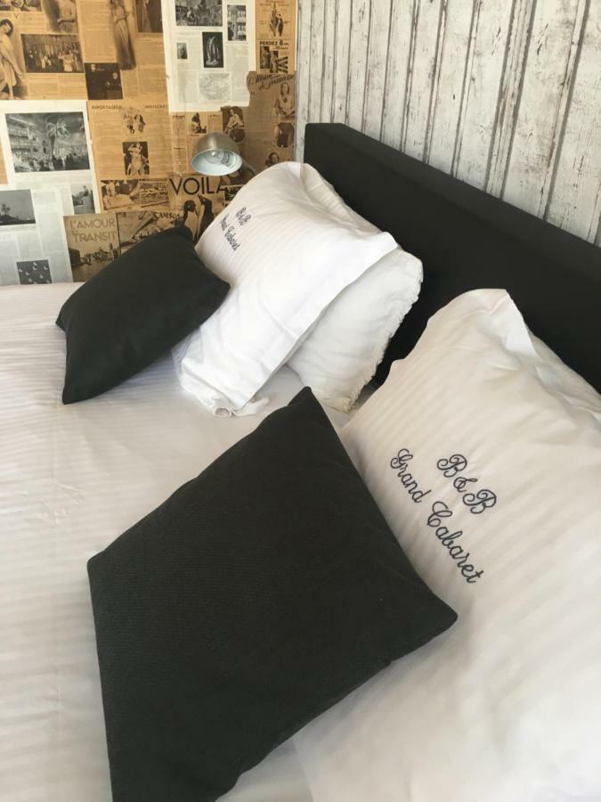 B&B Le Grand Cabaret Nieuwpoort Buitenkant foto