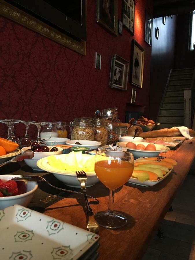 B&B Le Grand Cabaret Nieuwpoort Buitenkant foto